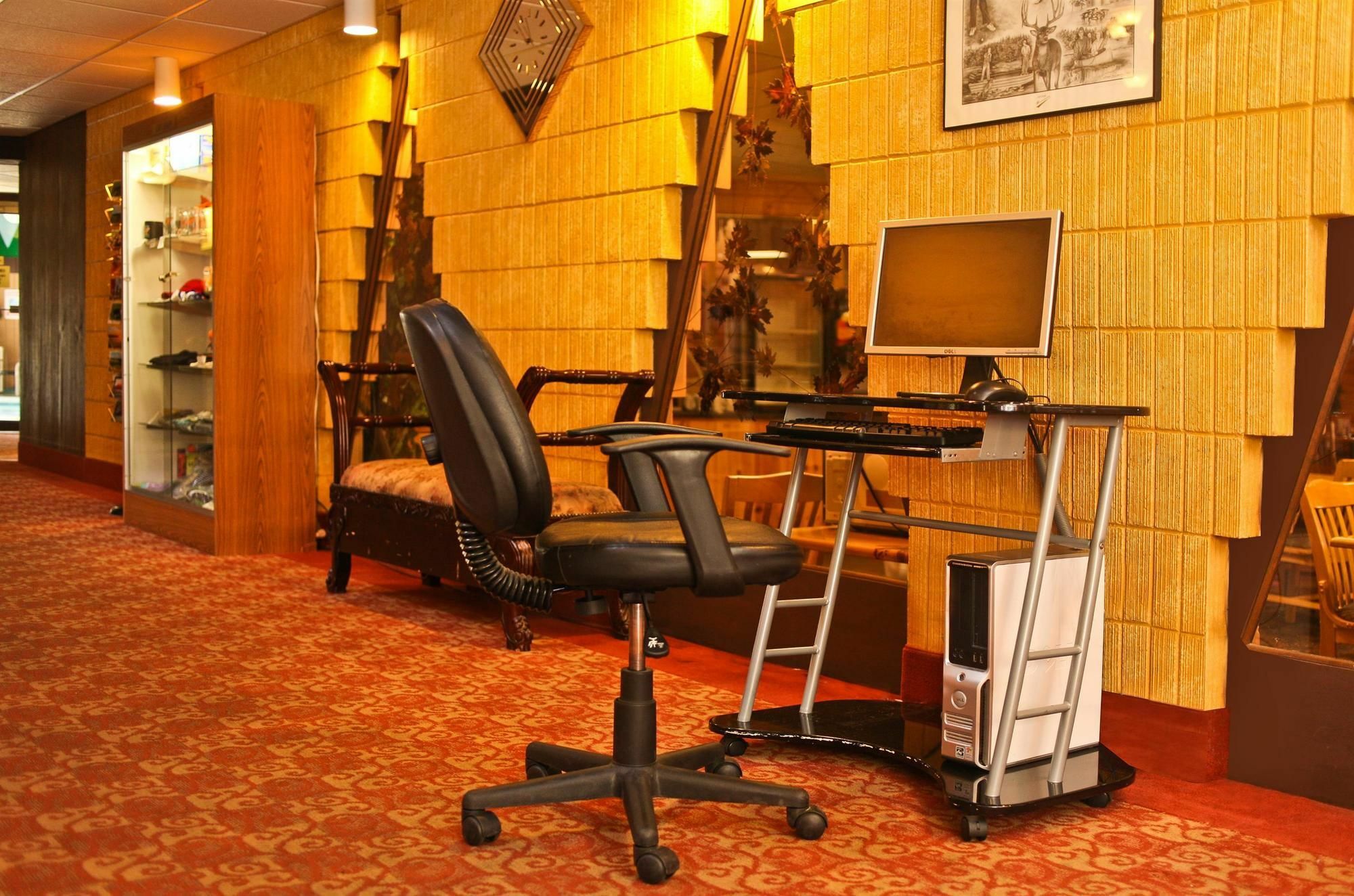 Surestay Plus Hotel By Best Western Black River Falls Exteriör bild